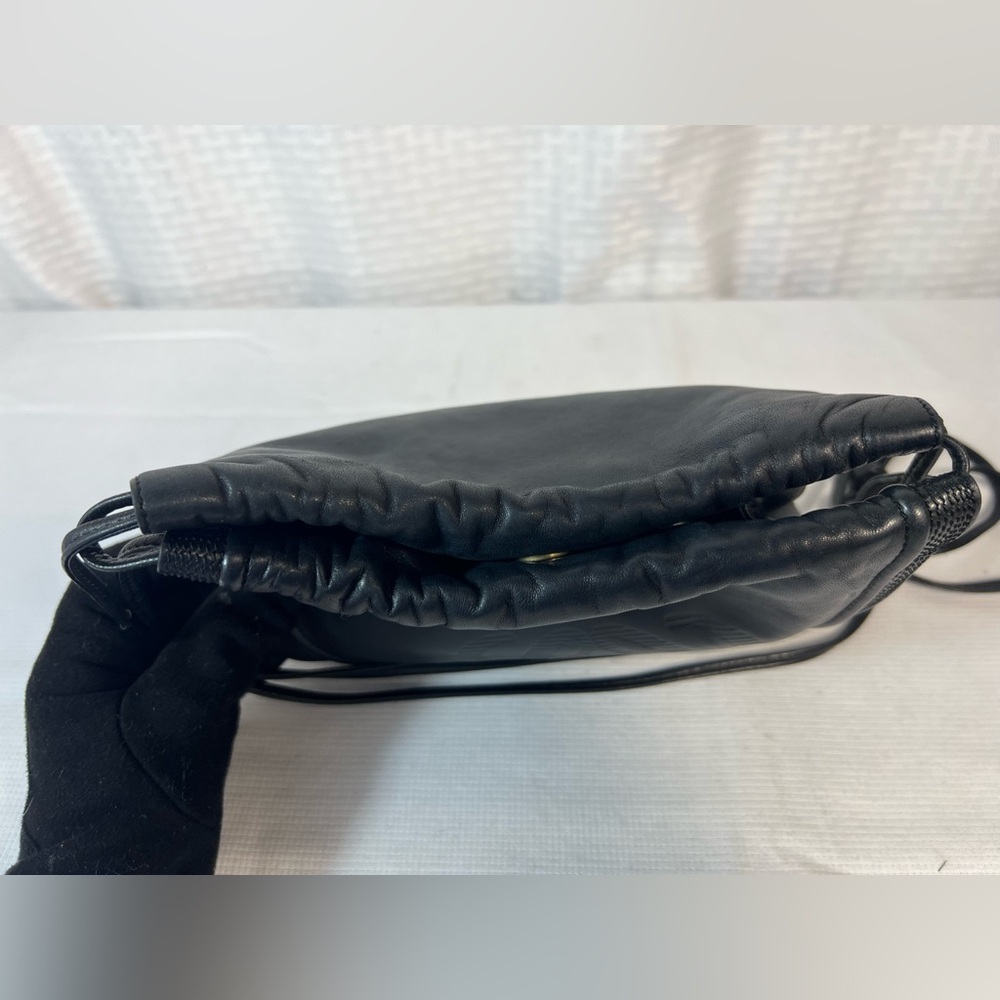 3052: Vintage Loewe Black Leather Crossbody Bag Embossed Anagram - Picture 7 of 14